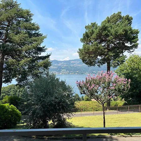 Bellavista-lake View - *